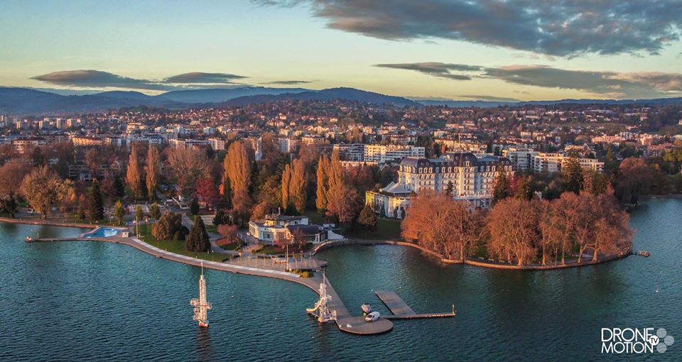 Annecy vue du ciel, photographiée d'un drone