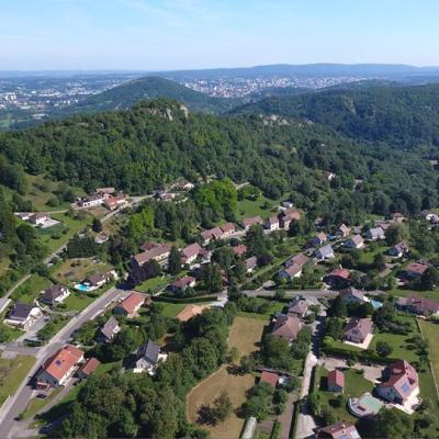 Photo d'Arguel en vue aérienne photographiée d'un drone