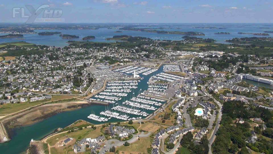 Arzon en vue aérienne photographié par drone