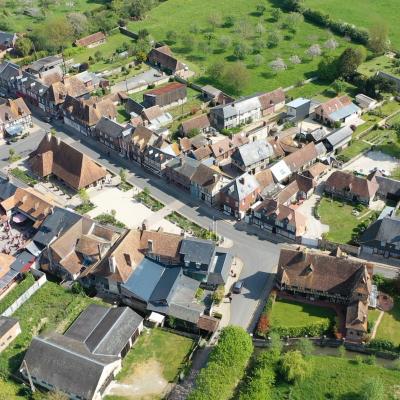 Beuvron en auge photographié par drone