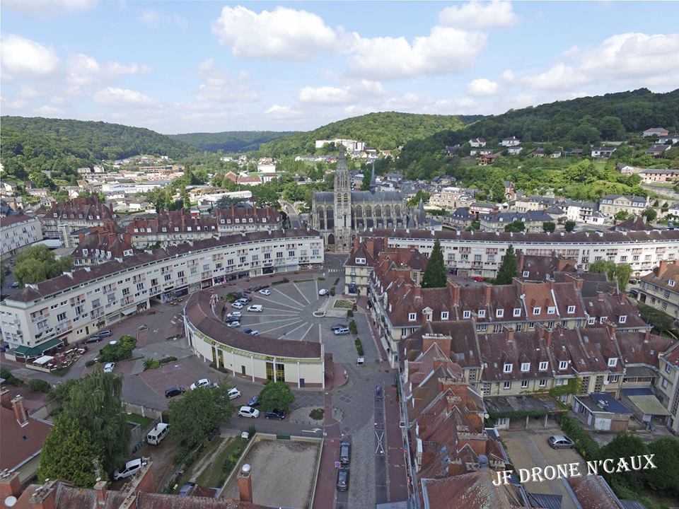 Caudebec-en-Caux, vue aérienne en Normandie