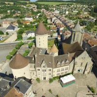 Château de Bourganeuf en vue aérienne dans le Limousin