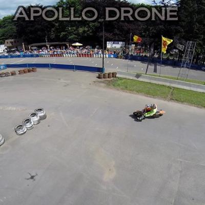 Photographie aérienne de course de motos