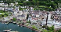 Évian-les-Bains en vue aérienne par drone