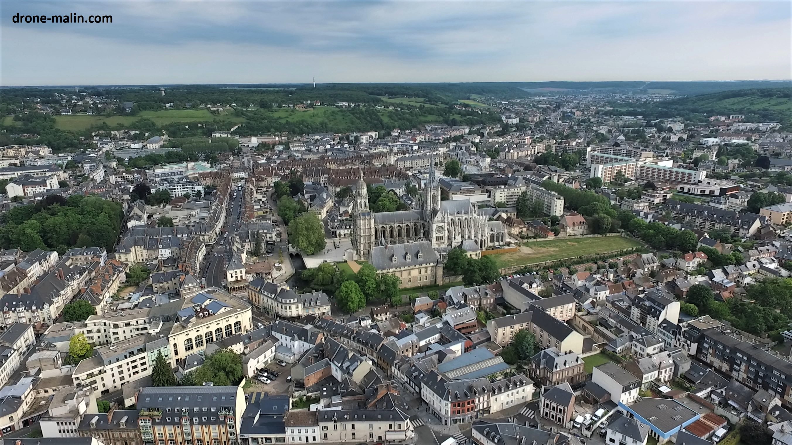 Evreux vue du ciel,  photo aérienne par drone