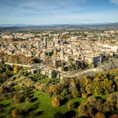 La ville de Uzès, photographie aérienne par drone