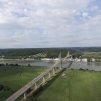 le pont de Brotonne en Normandie, photographié par un drone