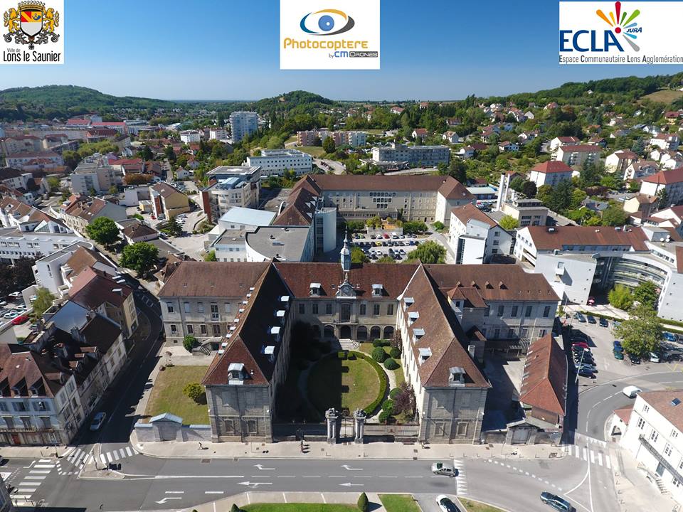 Lons-le-Saunier vue du ciel par un drone