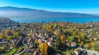 Menthon St Bernard vue du ciel par un drone