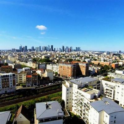 Paris la défense en vue aérienne photographié par un drone