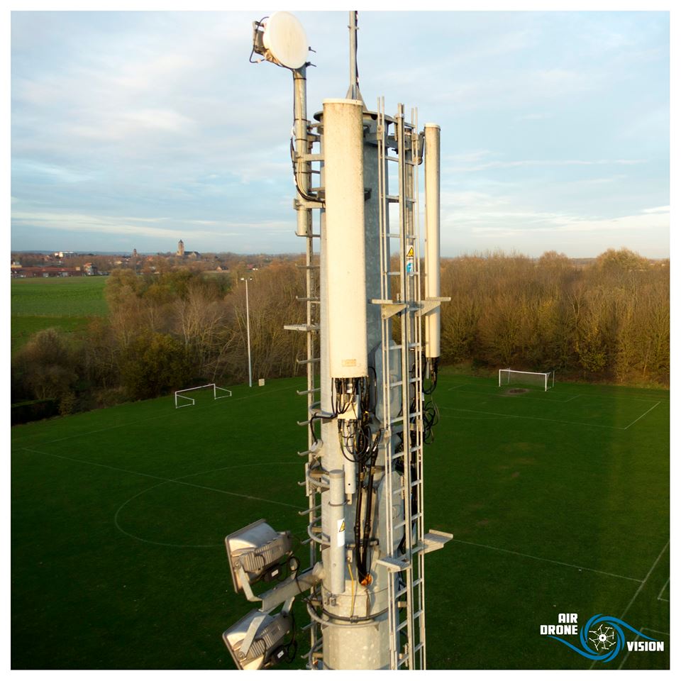 Photo aérienne d’inspection technique, antenne relais