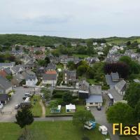 Photo aérienne de la ville de Carolles dans la Manche en Normandie