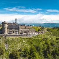 Photo aérienne par drone de l'Observatoire du Mont Aigoual