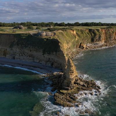 Photo aérienne par drone de la Pointe du Hoc