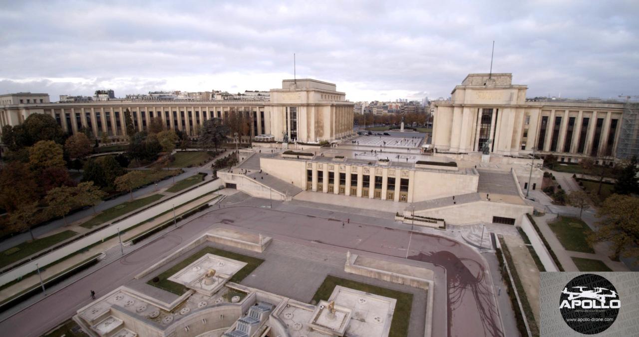 Photo aérienne par drone du Palais Chaillot au Trocadéro