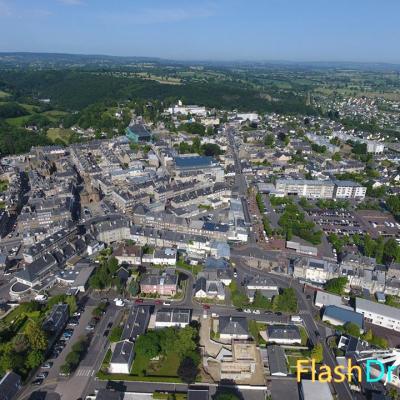 Photo de Vire en Normandie en prise de vue aérienne par drone