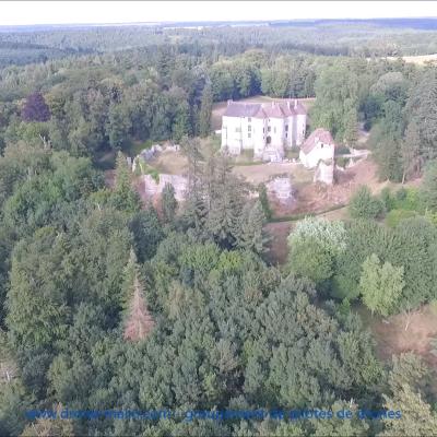 Photo par drone du château d’Harcourt en Normandie