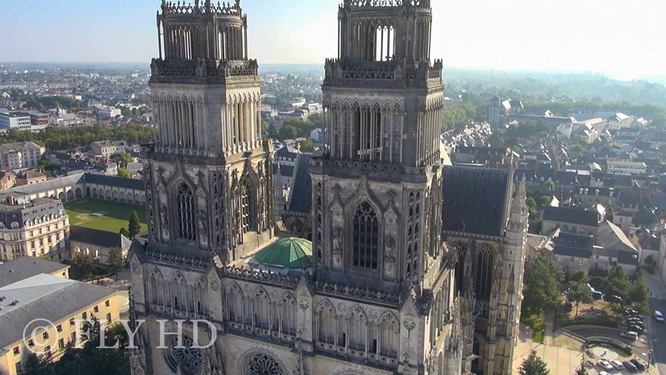 Photographie aérienne d’Orléans réalisée par un drone