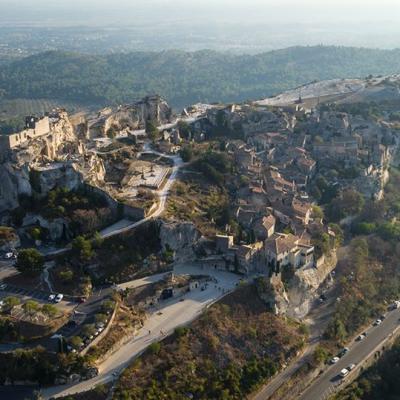 Photographie aérienne des Baux-de-Provence par drone