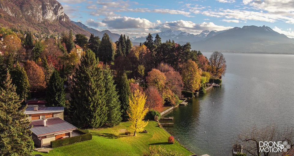 photographie d'automne, sur les bords du lac d'Annecy