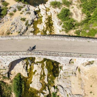 Pont Julien dans le Luberon vue du ciel Provence-Alpes-Côte-d’Azur