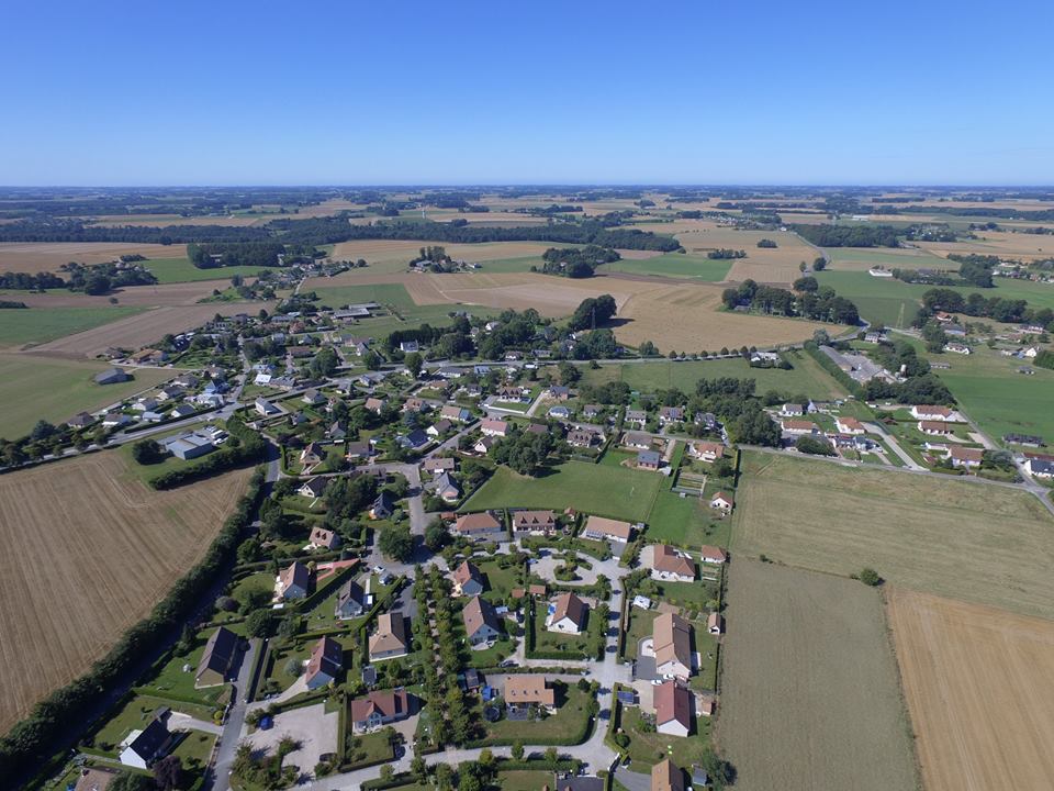 Photo aérienne d'Auberville la Campagne village de Normandie