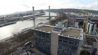 Prise de vue aérienne de la ville de Rouen par un drone