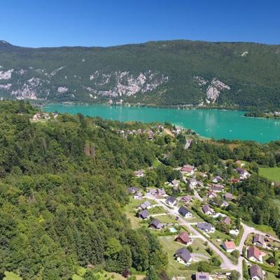 Paysage photographié par drone en Bourgogne-Franche-Comté