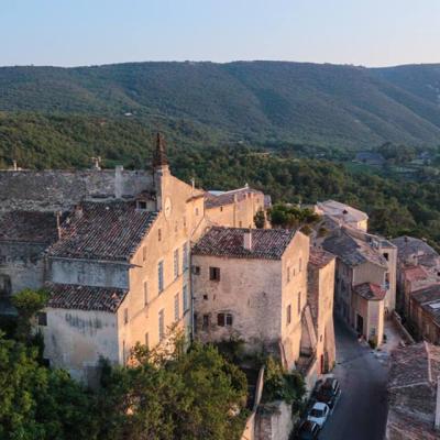 Provence-Alpes-Côte-d’Azur Village de Bonnieux Luberon vue du viel