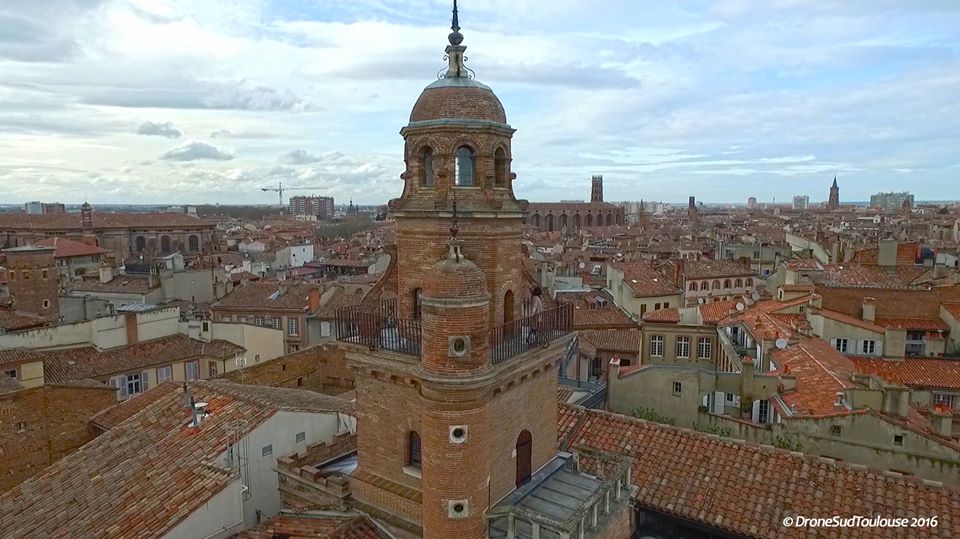 Toulouse en vue aérienne d'un drone