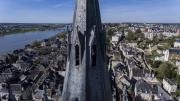 Ville de Blois en vue aérienne par drone