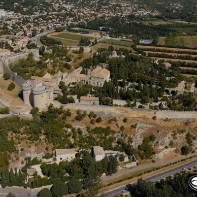 Villeneuve-lès-Avignon, Gard, en région Occitanie en vue aérienne