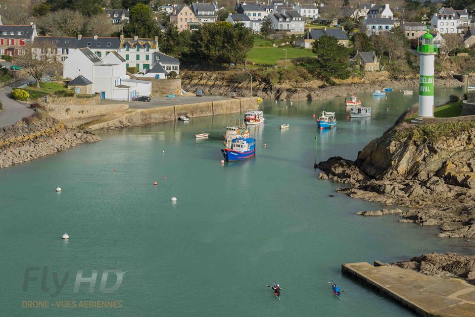 Vue aérienne de Clohars-Carnoët photographié par un drone