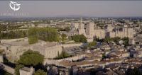 Vue aérienne de la ville d'Avignon par drone