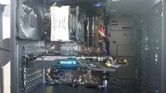 Assemblage ordinateur montage vidéo et gamers