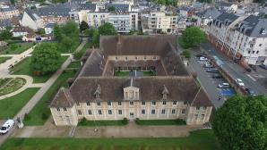 Conservatoire musique Evreux photographie par drone