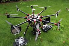 Drone octocopter pour toutes prestations aériennes