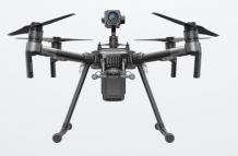 Drones DJI matrice 200 210 avec camera sur le dessus