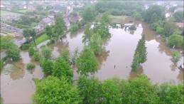 Inondation en image aérienne par drone en direct