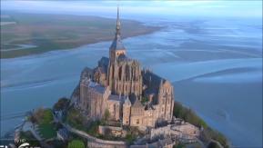 Le mont saint michel photographie par entreprise de drone dans la manche