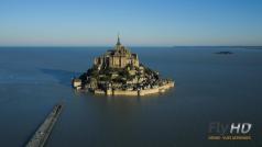 Mont Saint Michel en photo aérienne par drone