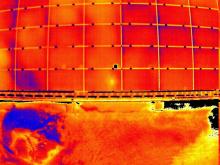 Panneaux solaire en image infrarouge par thermographie aérienne