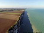 Paysage de bord de mer vue aerienne des falaises