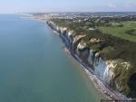 Phographie aerienne paysage mer et falaises