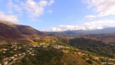 Photo aerienne d un village corse prise d un drone