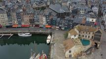 Photo aerienne lieutenance de honfleur en drone