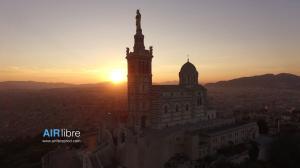 Photo aérienne notre dame de la garde a Marseille