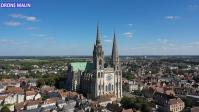 Photo aérienne par pilote de drone, cathédrale de Chartres Eure et Loir