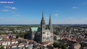 Prestations par drone en Centre Val de Loire, photo aérienne par drone cathédrale de chartres