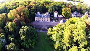 Photo aérienne par drone château d'Issou